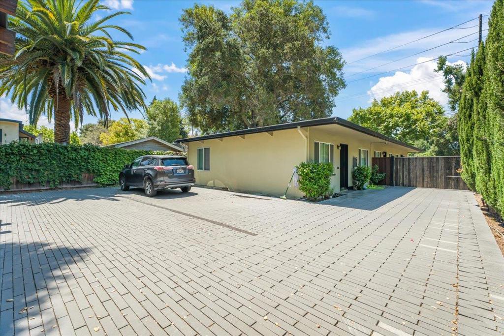 1751 Alma Street Property Photo 4