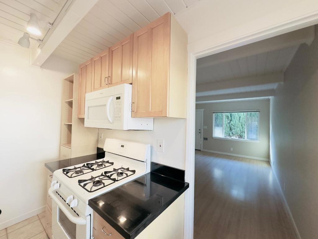 1751 Alma Street Property Photo 9
