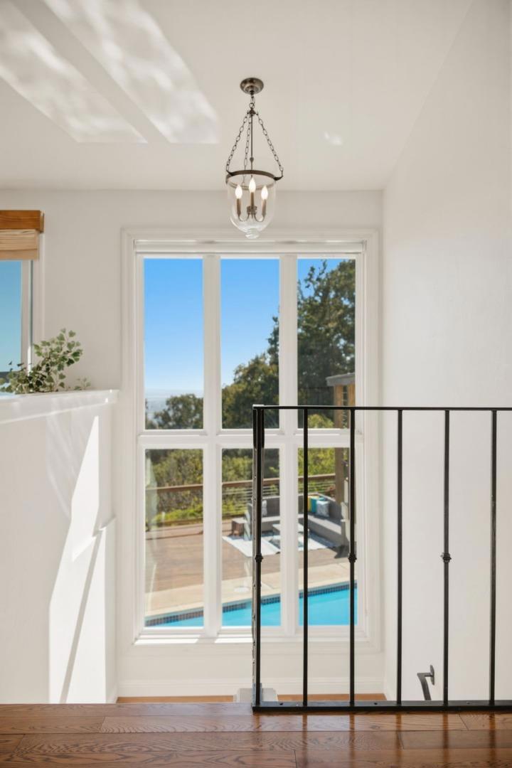 28009 Nob Hill Court Property Photo 5
