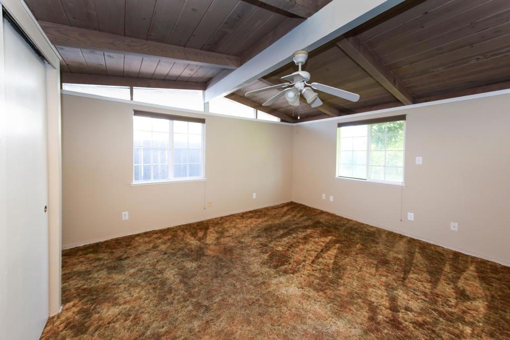 340 Walnut Lane Property Photo 12
