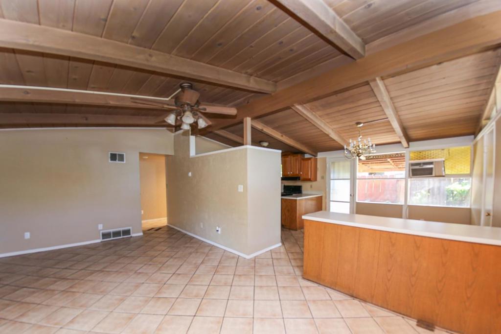 340 Walnut Lane Property Photo 18