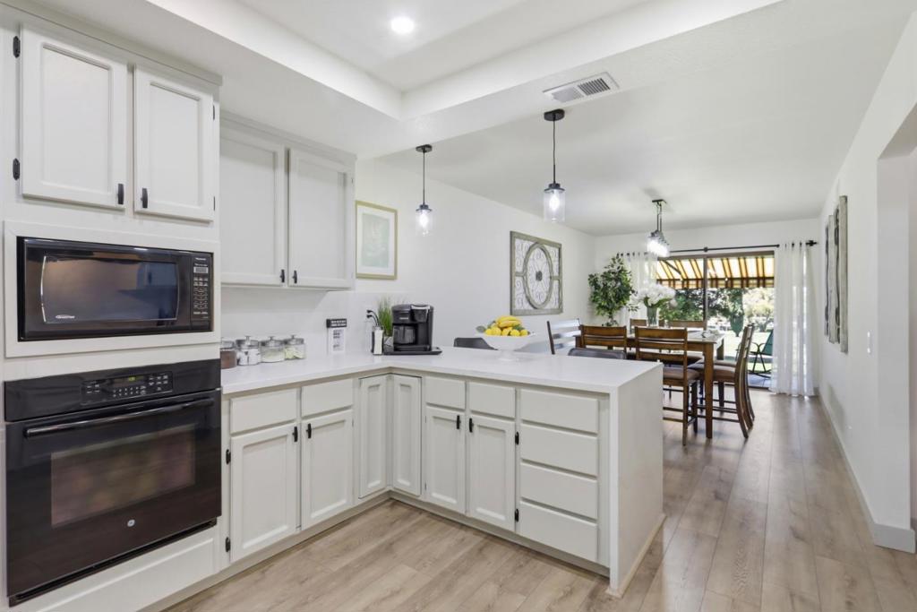 7033 Via Valverde Property Photo 13