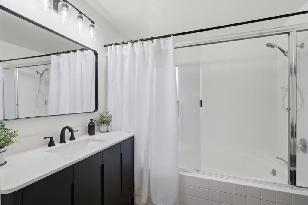 7033 Via Valverde Property Photo 27