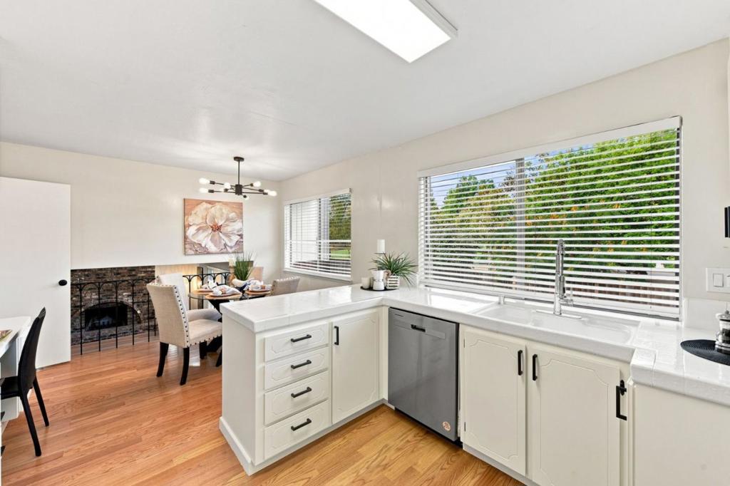 10327 Cold Harbor Avenue Property Photo 17