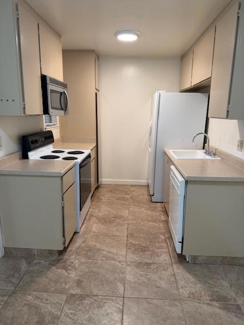 4205 Golden Oaks Lane Property Photo 5