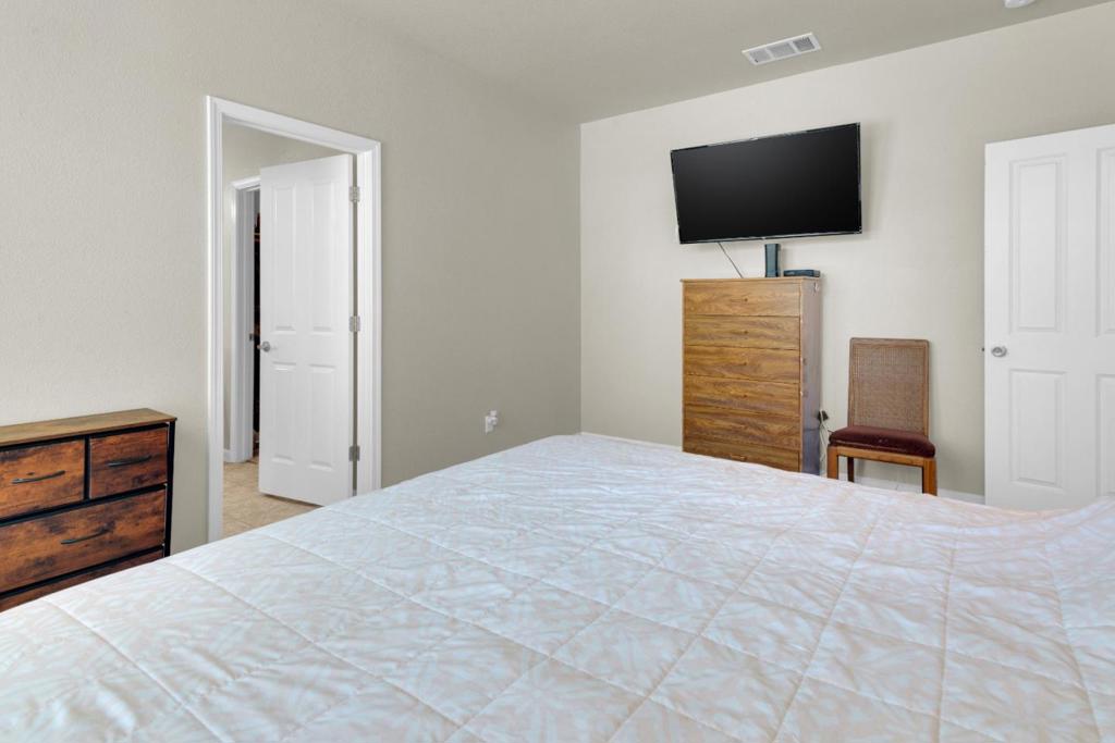 550 Lewis Street Property Photo 13