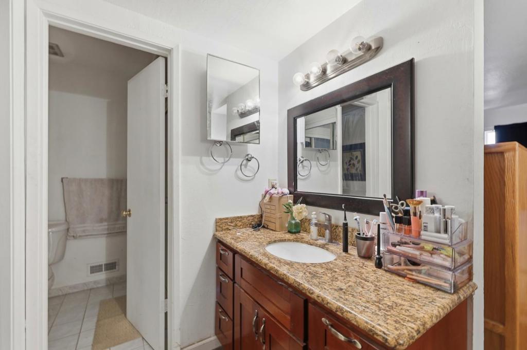 5915 Hillview Avenue Property Photo 36