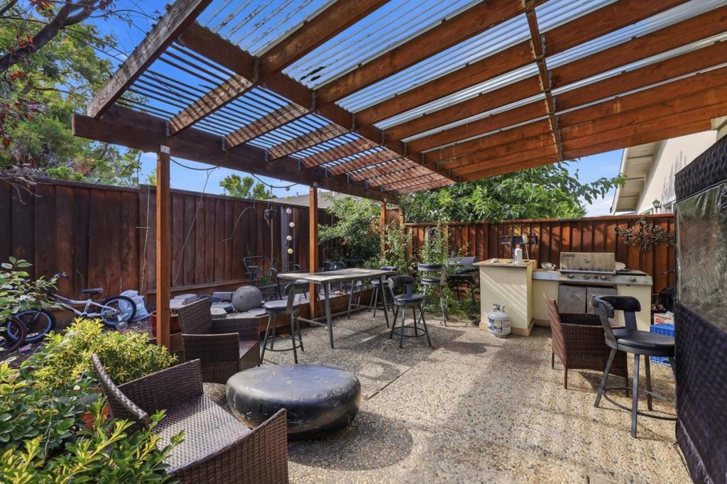 5915 Hillview Avenue Property Photo 44