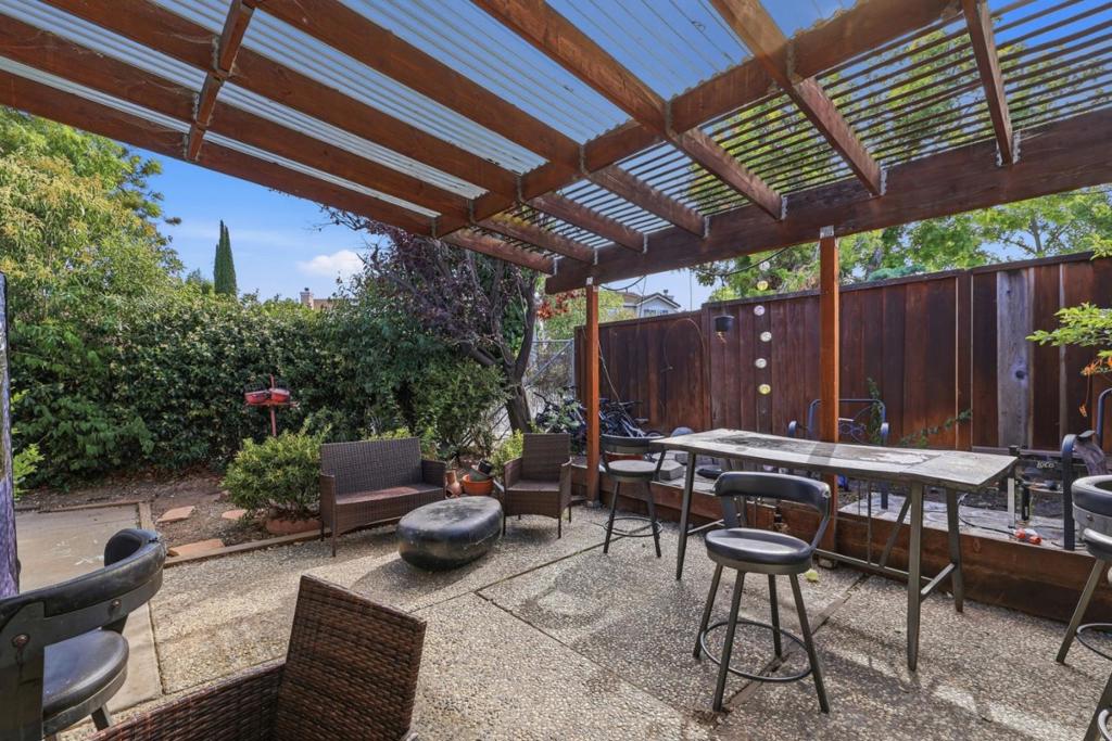 5915 Hillview Avenue Property Photo 45