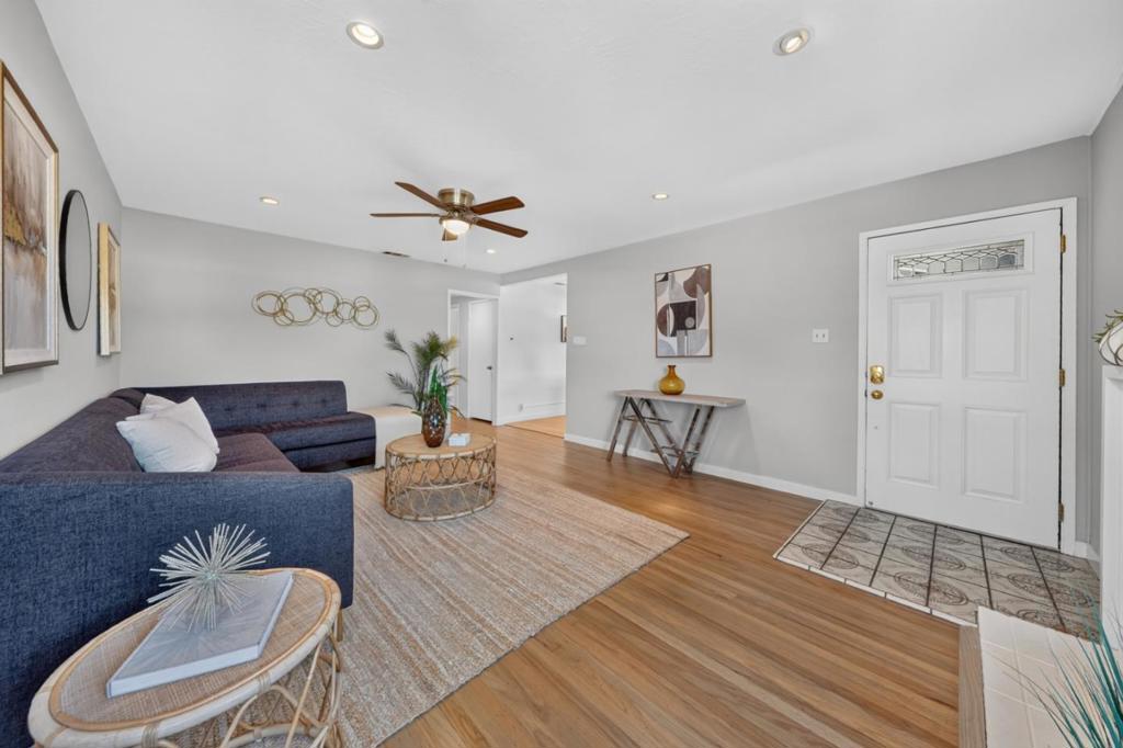 3478 Cabrillo Avenue Property Photo 6