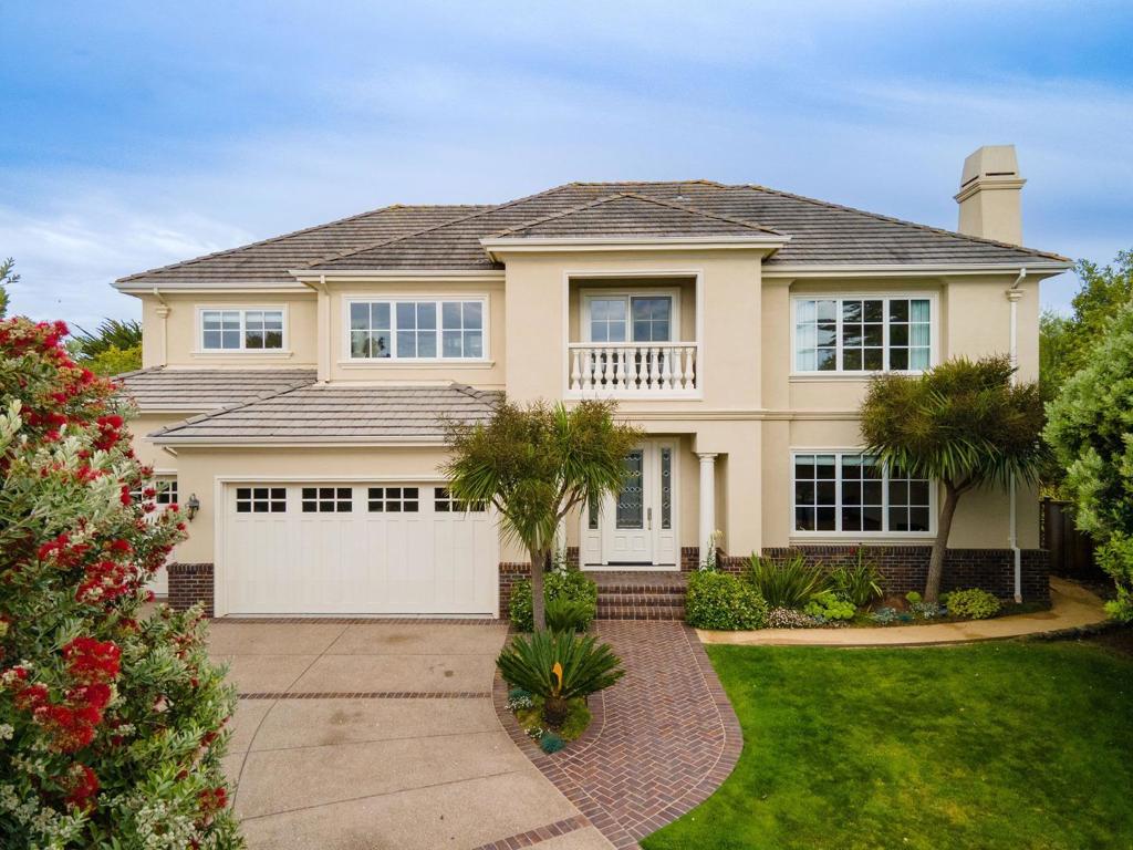 128 Spyglass Lane Property Photo 3