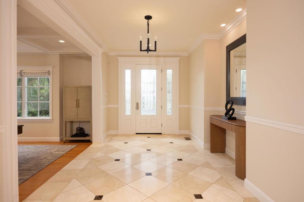 128 Spyglass Lane Property Photo 4