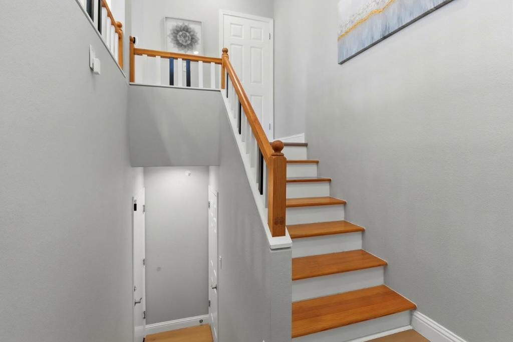 352 Montecito Way Property Photo 19