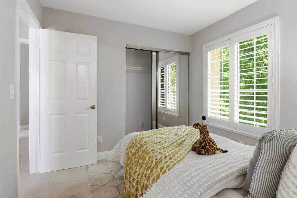 352 Montecito Way Property Photo 28