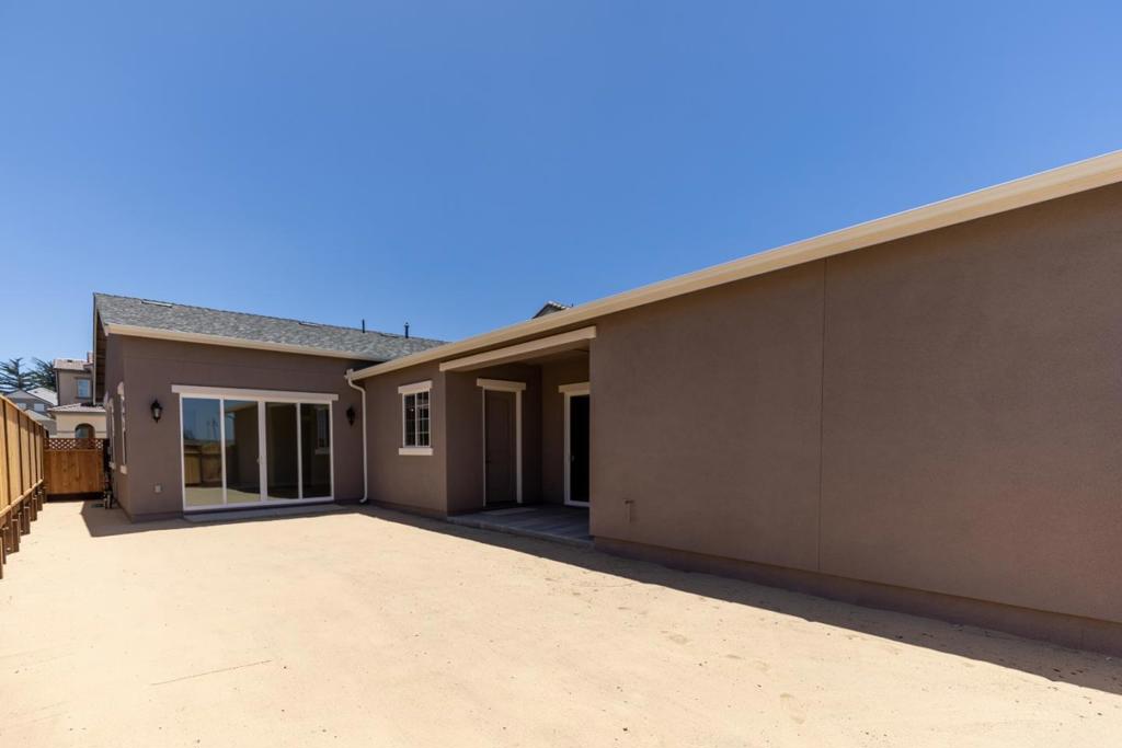 621 Santa Lucia Way Property Photo 15