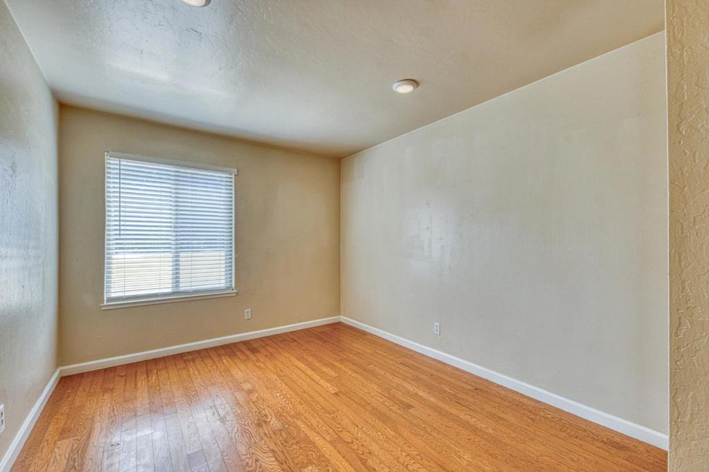 4106 Golden Oaks Lane Property Photo 17