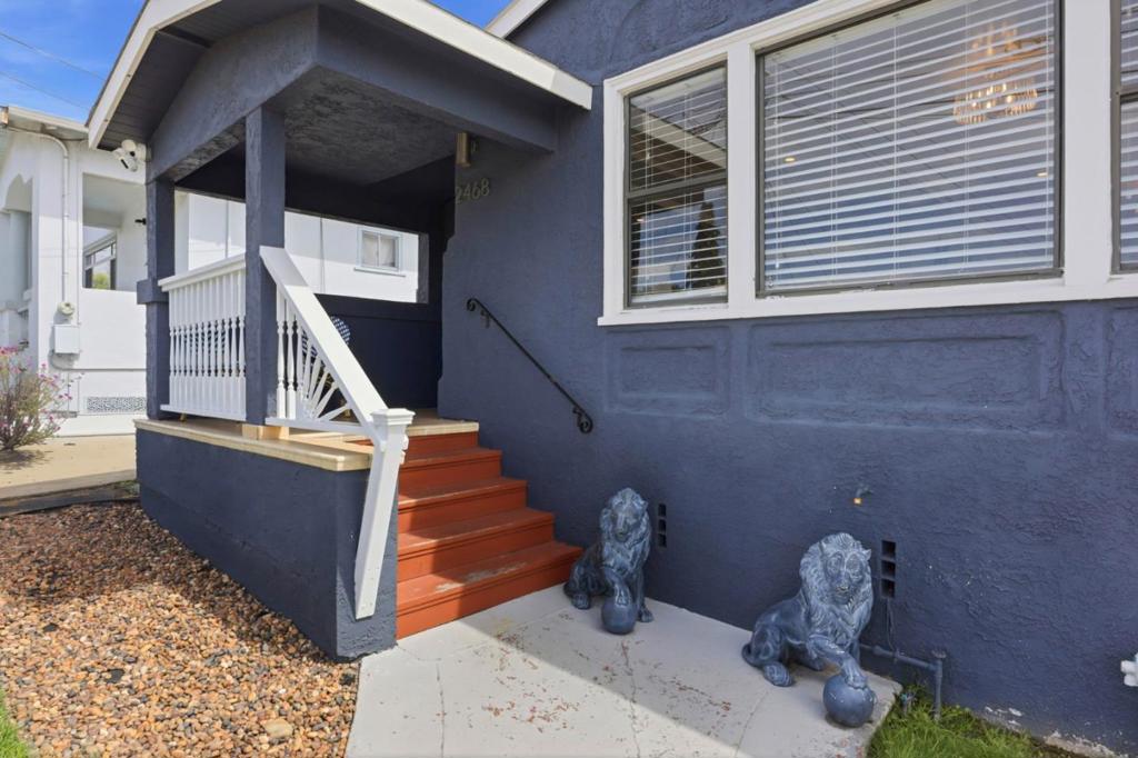 2468 Maxwell Property Photo 4