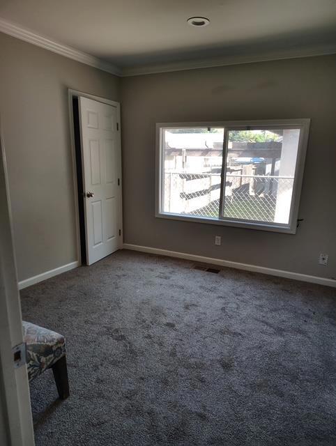 217 Semple Street Property Photo 4