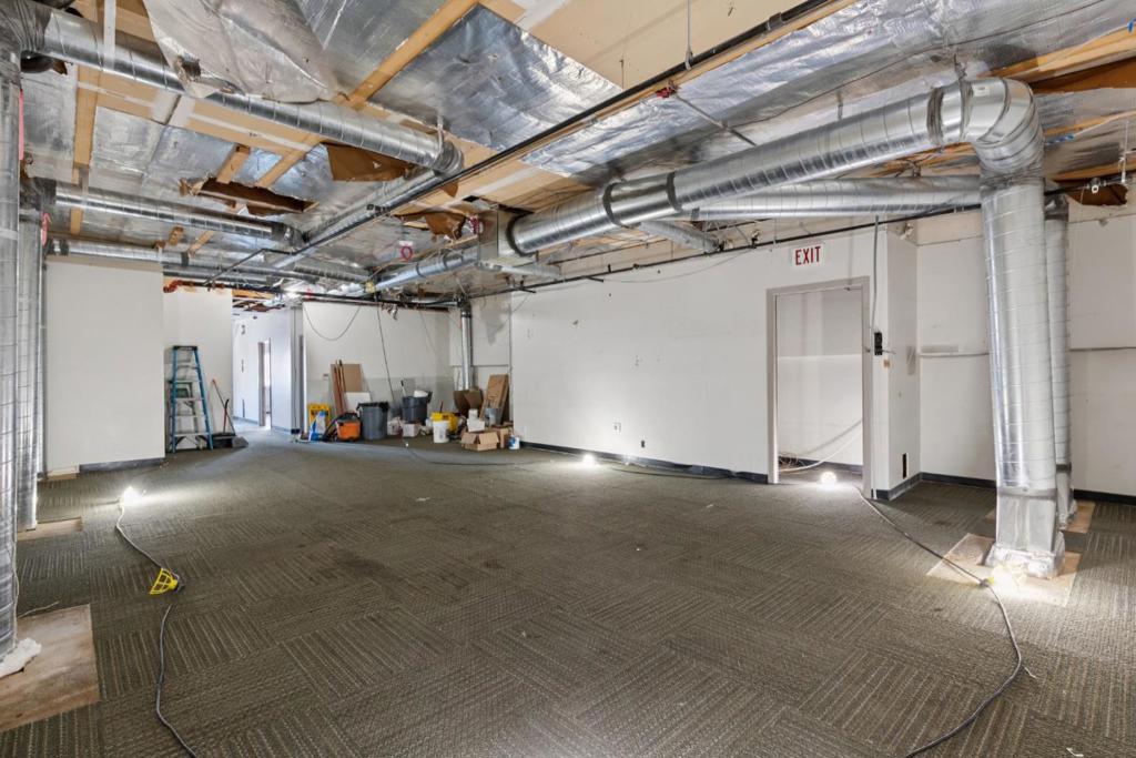 1315 Burlingame Avenue Property Photo 31