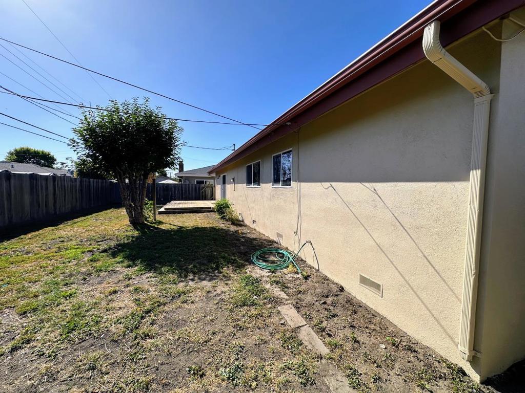 737 Saint Ann Drive Property Photo 6
