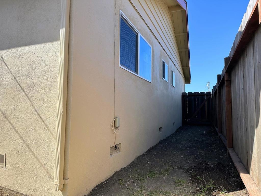 737 Saint Ann Drive Property Photo 8