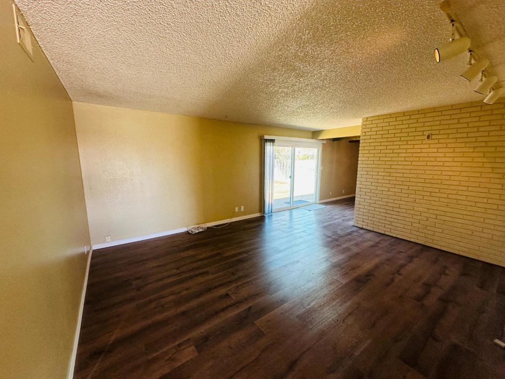 737 Saint Ann Drive Property Photo 16