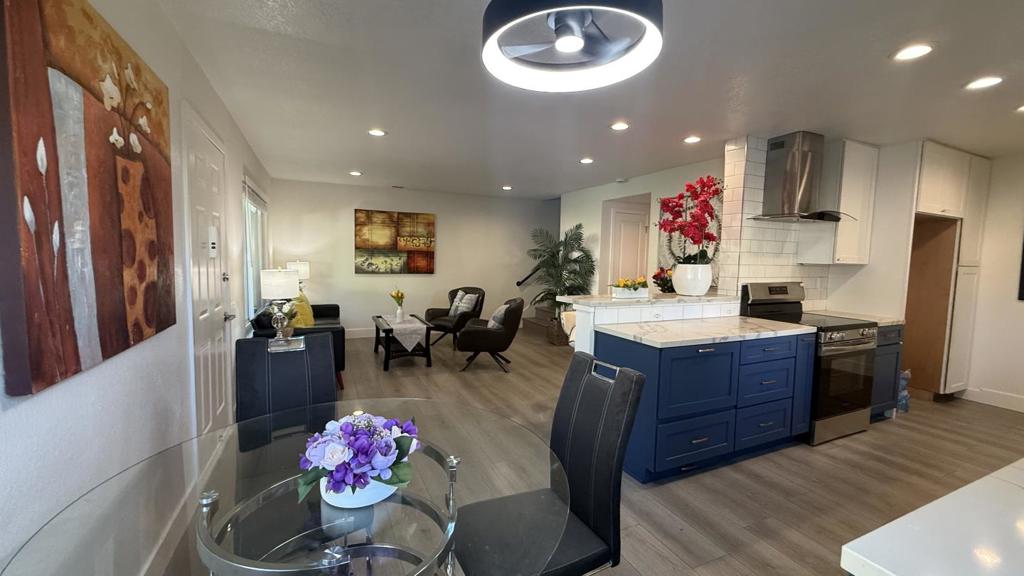112 Kenbrook Property Photo 10