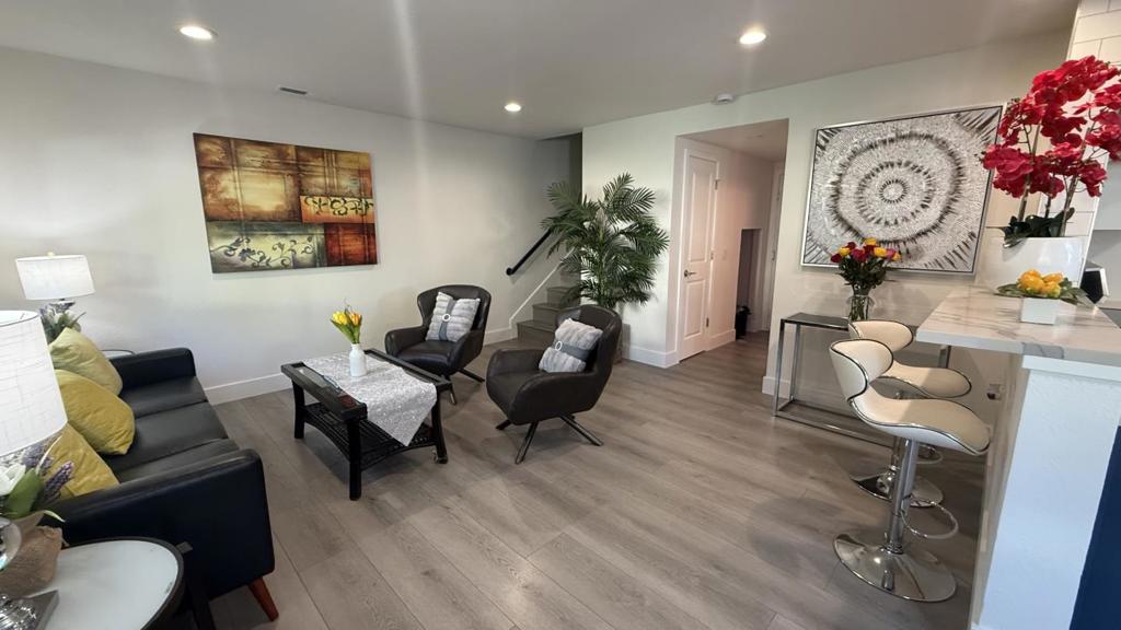 112 Kenbrook Property Photo 12
