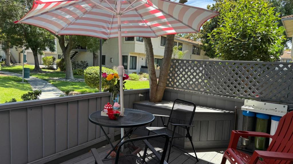 112 Kenbrook Property Photo 43