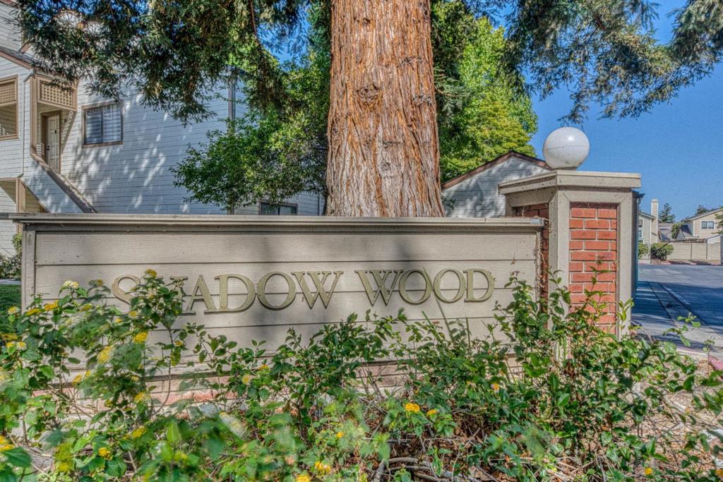 1538 Meadow Ridge Circle Property Photo 1