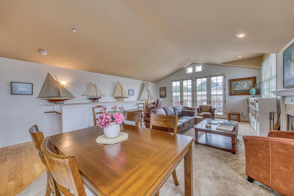 ML82053956 Property Photo 13