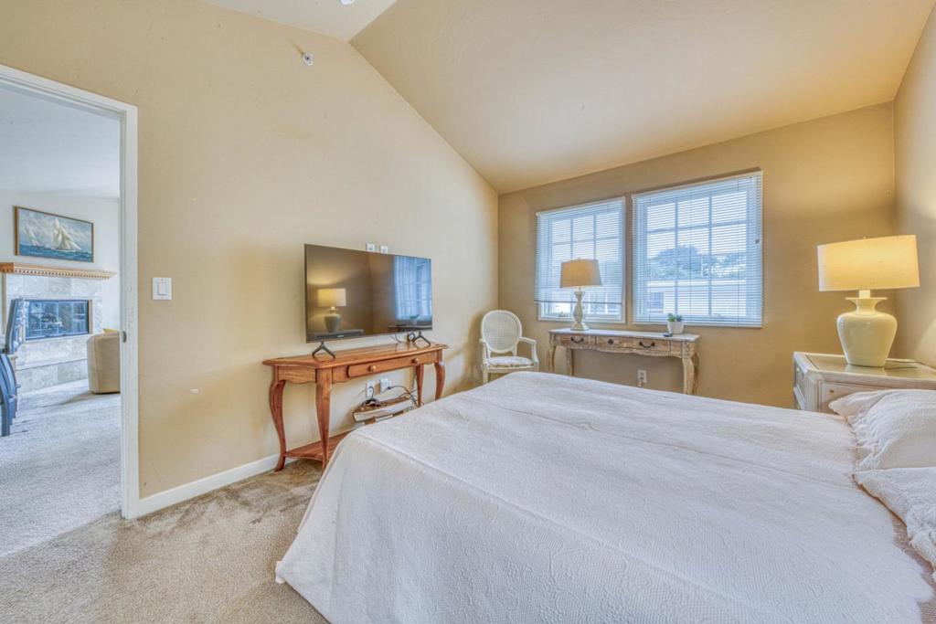 ML82053956 Property Photo 28