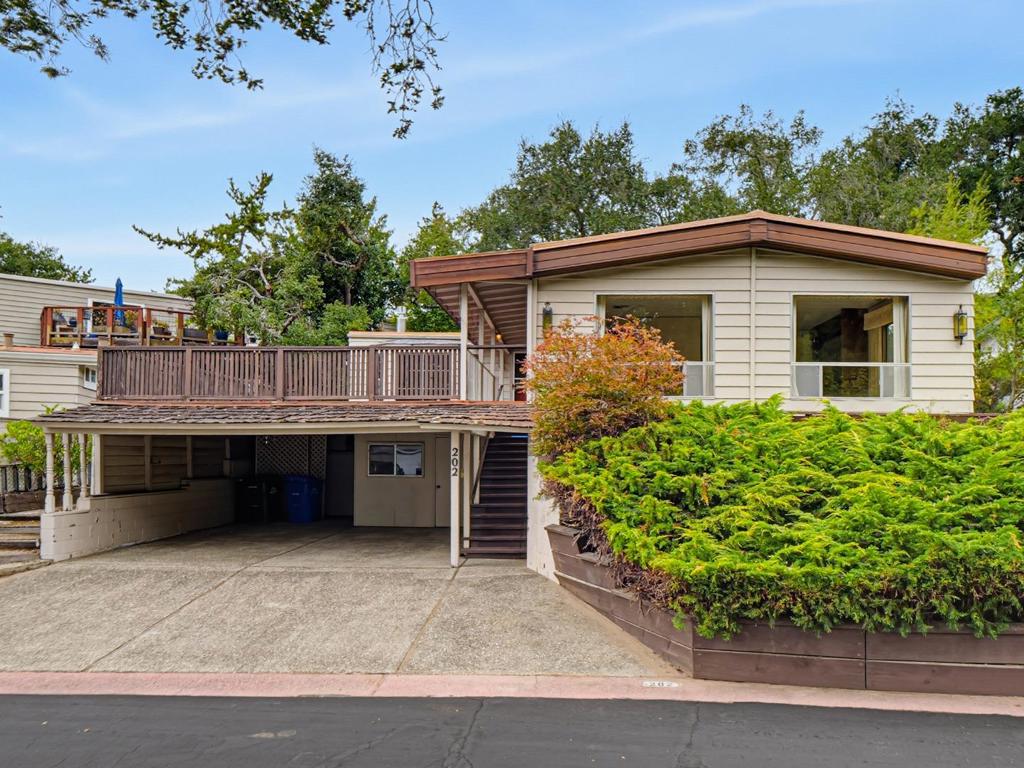 552 Bean Creek Road 202 Property Photo 1
