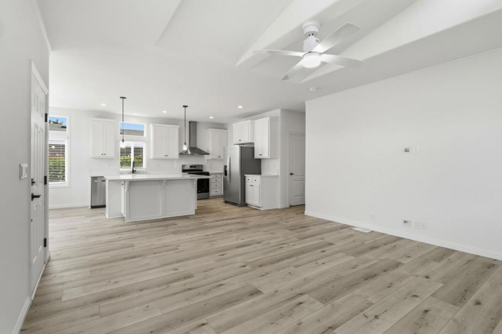 1050 Borregas Avenue 49 Property Photo 10