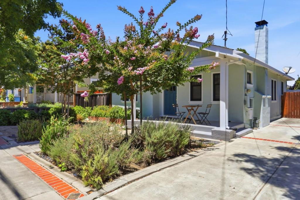 515 Coe Avenue Property Photo 4