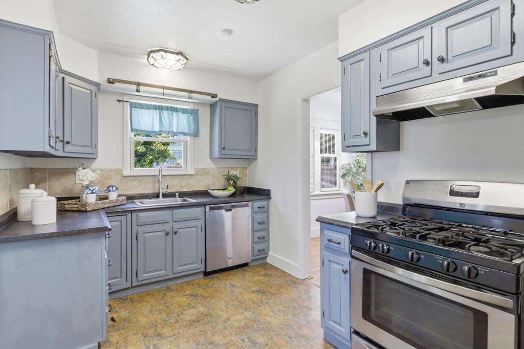 515 Coe Avenue Property Photo 14