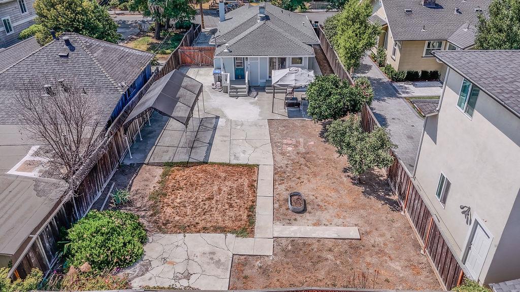 515 Coe Avenue Property Photo 44