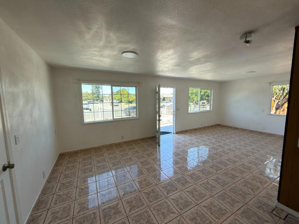 1040 Central Avenue Property Photo 5