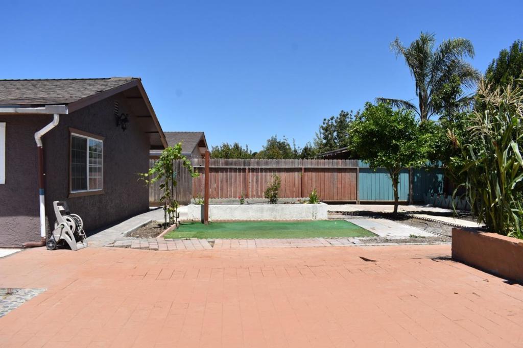 1040 Central Avenue Property Photo 29