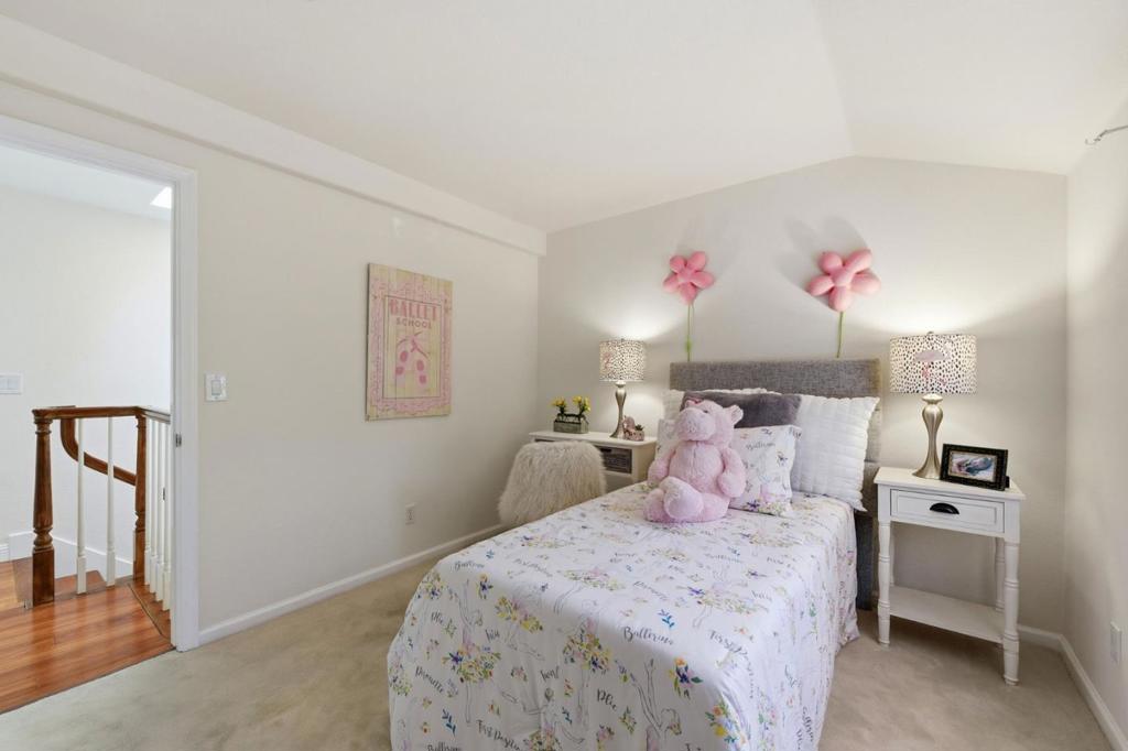 117 Gladys Avenue Property Photo 17