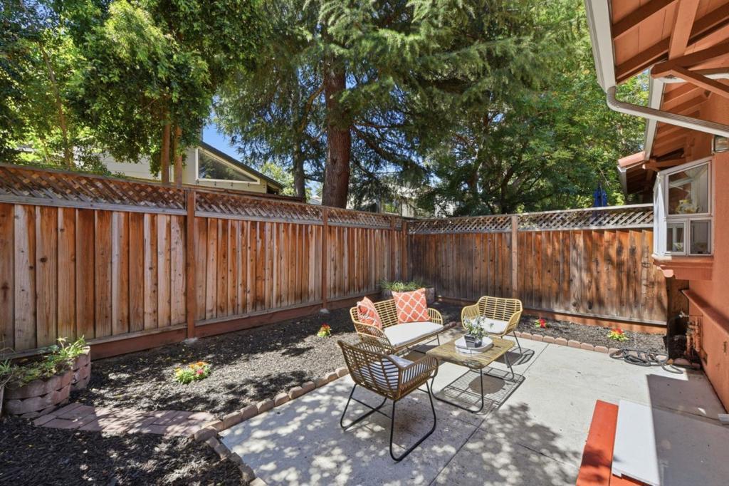 117 Gladys Avenue Property Photo 23