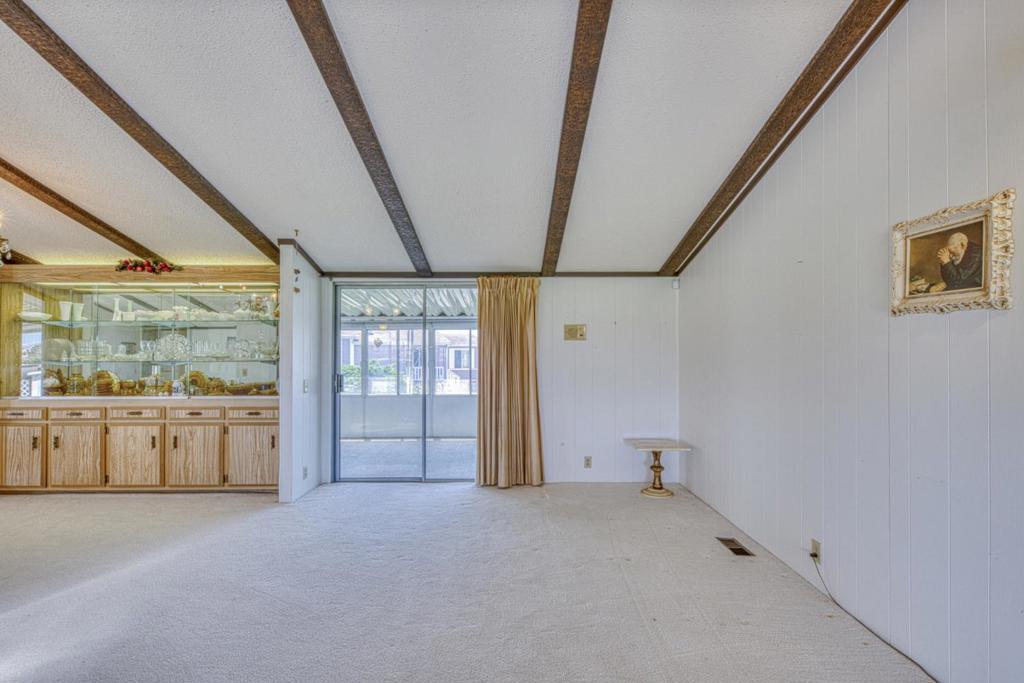 150 Kern Street 33 Property Photo 15