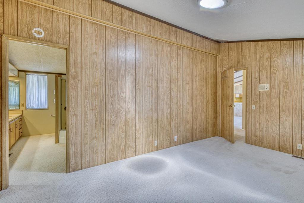 150 Kern Street 33 Property Photo 21