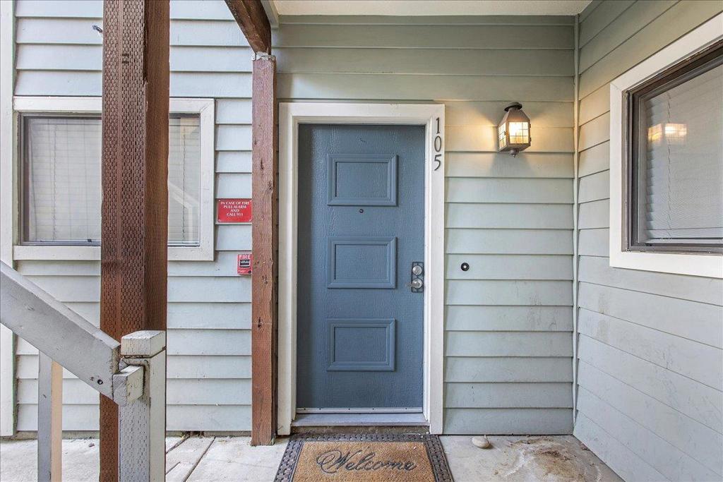 37168 Meadowbrook 105 Property Photo 2