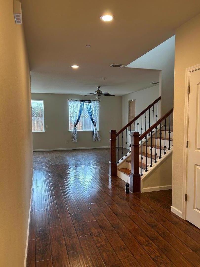 291 Slate Avenue Property Photo 2