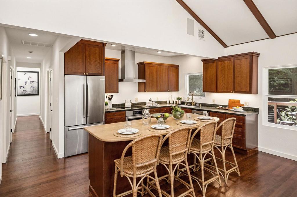 14521 Pescadero Property Photo 7