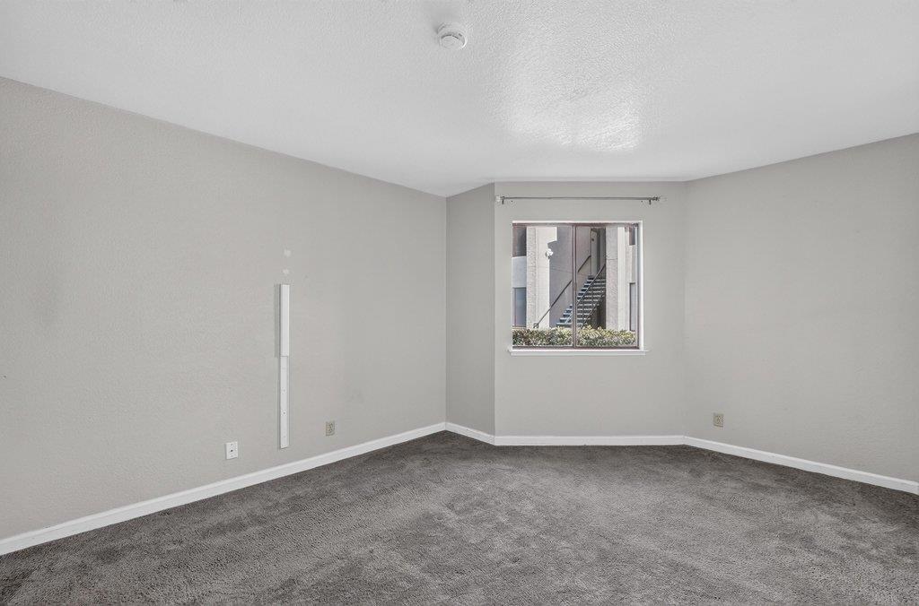 2402 N Main Street A Property Photo 13
