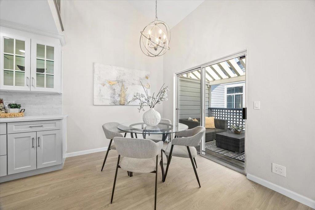 473 Cork Harbour Circle F Property Photo 8