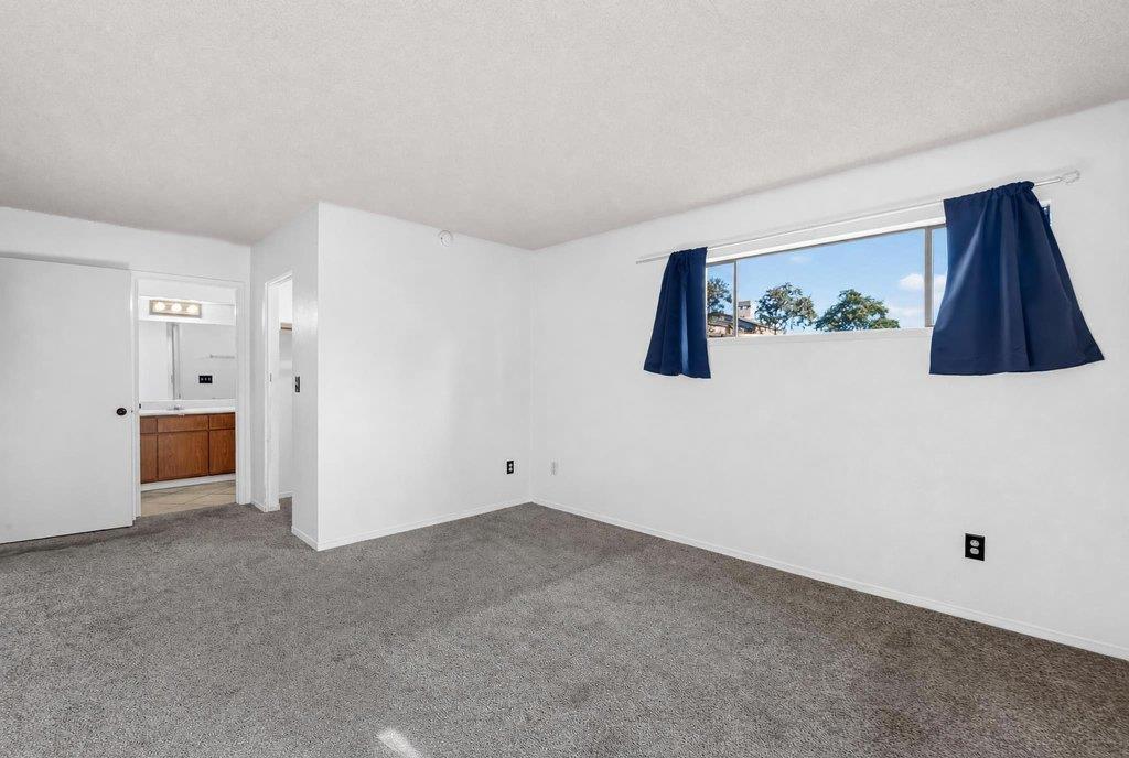2426 N Main Street B Property Photo 18