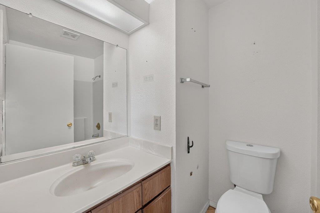 2426 N Main Street B Property Photo 21
